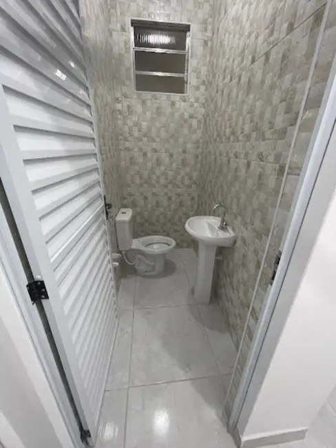 Loja para alugar, 20m2 em Centro, Guaratingueta - SP - imagem 3 Foto 3 de Loja para alugar, 20m2 em Centro, Guaratingueta - SP