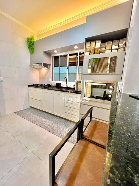 Foto 5 de Casa com 2 quartos à venda, 130m2 em Jardim do Vale II, Guaratingueta - SP