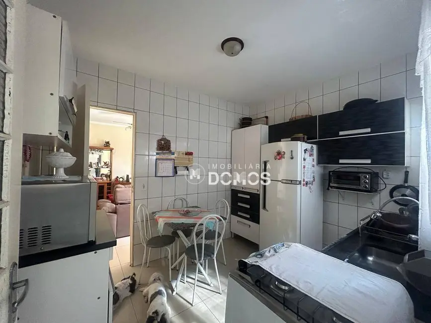 Foto 6 de Casa com 2 quartos à venda, 250m2 em Residencial Village Santana, Guaratingueta - SP