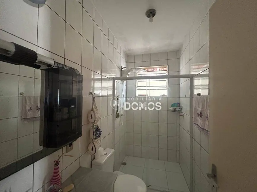 Foto 9 de Casa com 2 quartos à venda, 250m2 em Residencial Village Santana, Guaratingueta - SP