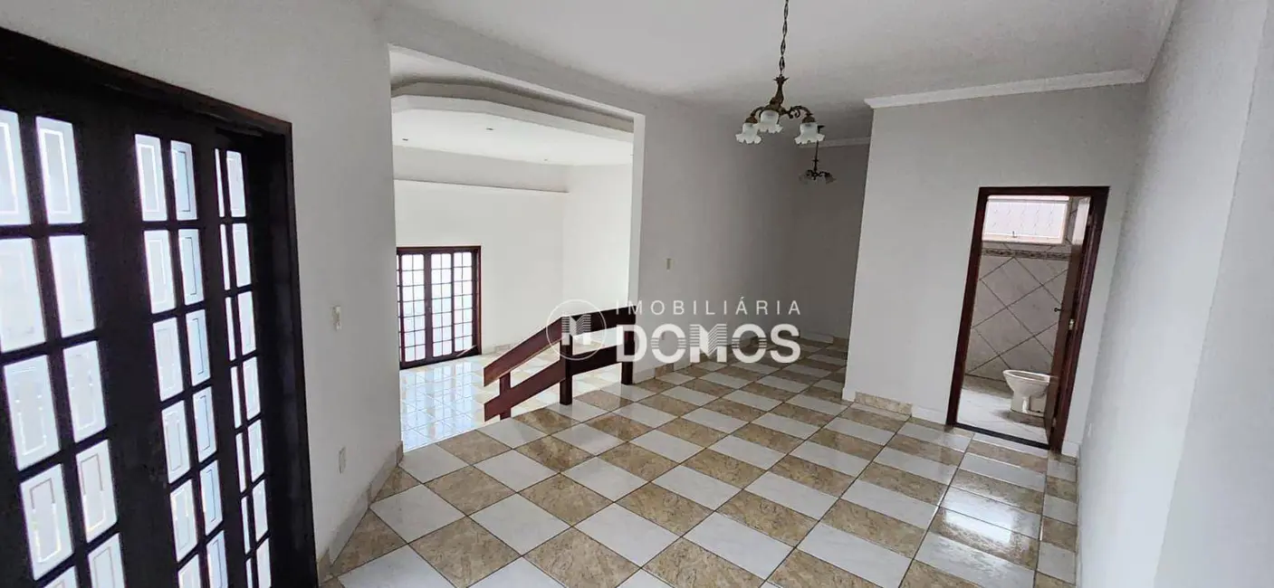 Foto 8 de Casa com 3 quartos à venda, 360m2 em Portal das Colinas, Guaratingueta - SP