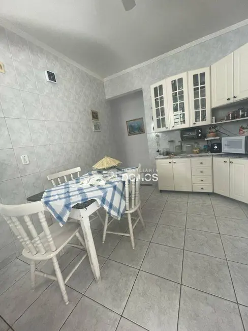 Foto 6 de Casa com 3 quartos à venda, 250m2 em Parque Residencial Beira Rio, Guaratingueta - SP