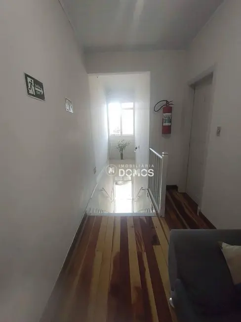 Sala Comercial para alugar, 10m2 em Centro, Guaratingueta - SP - imagem 5 Foto 5 de Sala Comercial para alugar, 10m2 em Centro, Guaratingueta - SP