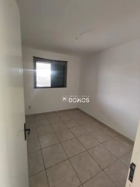 Foto 9 de Casa com 2 quartos à venda, 130m2 em Jardim Aeroporto, Guaratingueta - SP