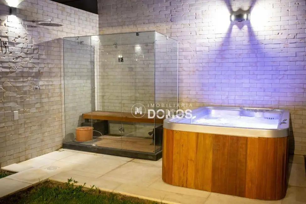 Foto 6 de Casa de Condomínio com 2 quartos à venda e para alugar, 160m2 em Guaratingueta - SP