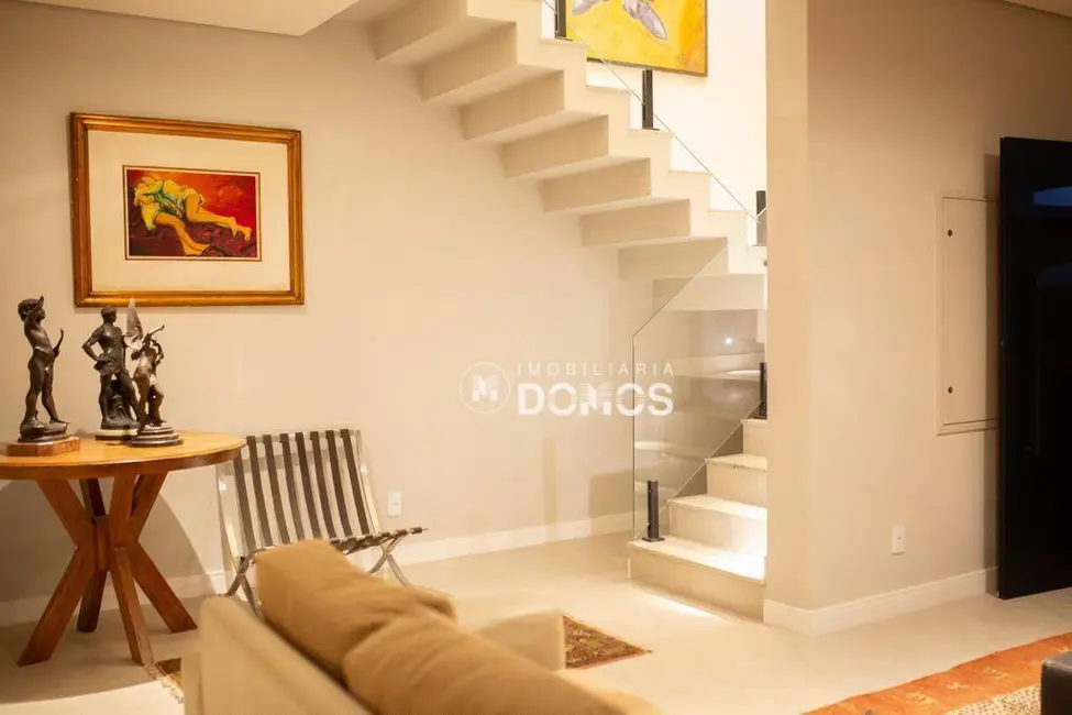 Foto 8 de Casa de Condomínio com 2 quartos à venda e para alugar, 160m2 em Guaratingueta - SP