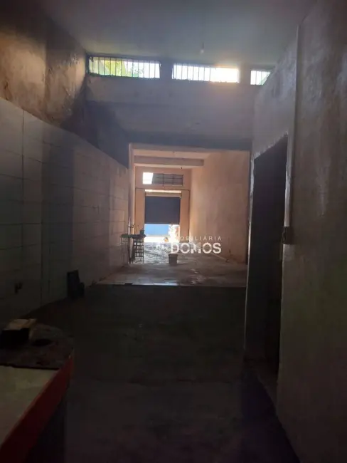 Loja para alugar, 180m2 em Centro, Guaratingueta - SP - imagem 8 Foto 8 de Loja para alugar, 180m2 em Centro, Guaratingueta - SP