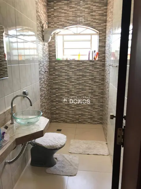 Foto 5 de Casa com 4 quartos à venda, 250m2 em Parque do Sol, Guaratingueta - SP