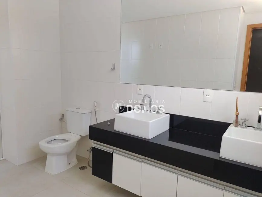 Foto 2 de Apartamento com 4 quartos à venda, 220m2 em Portal das Colinas, Guaratingueta - SP