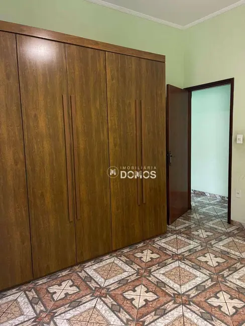 Casa com 3 quartos à venda, 175m2 em Aparecida - SP - imagem 8 Foto 8 de Casa com 3 quartos à venda, 175m2 em Aparecida - SP