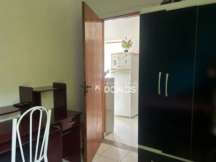 Foto 9 de Casa com 3 quartos à venda, 170m2 em Jardim França I, Guaratingueta - SP