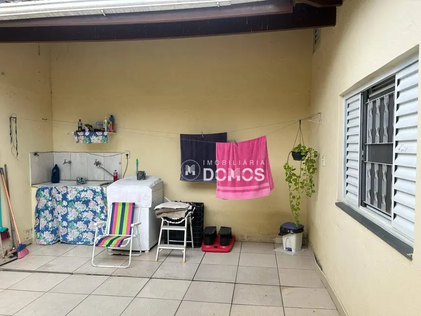 Foto 4 de Casa com 3 quartos à venda, 170m2 em Jardim França I, Guaratingueta - SP