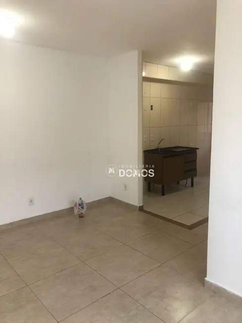 Foto 3 de Apartamento com 2 quartos à venda, 57m2 em Chácara Selles, Guaratingueta - SP