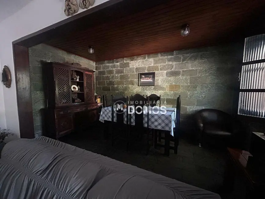 Foto 3 de Casa com 3 quartos à venda, 250m2 em Parque São Francisco, Guaratingueta - SP