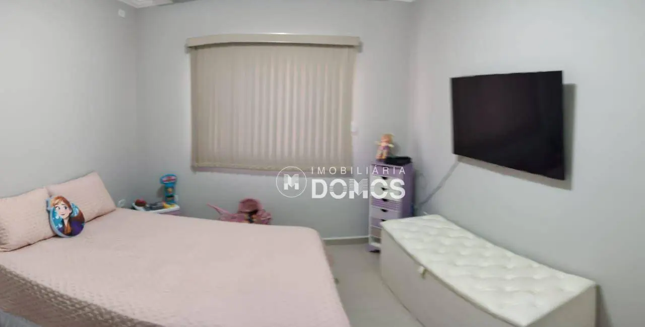 Foto 8 de Casa com 3 quartos à venda, 320m2 em Residencial Village Santana, Guaratingueta - SP