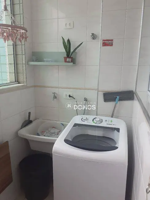 Foto 4 de Apartamento com 2 quartos à venda, 90m2 em Indaiá, Caraguatatuba - SP
