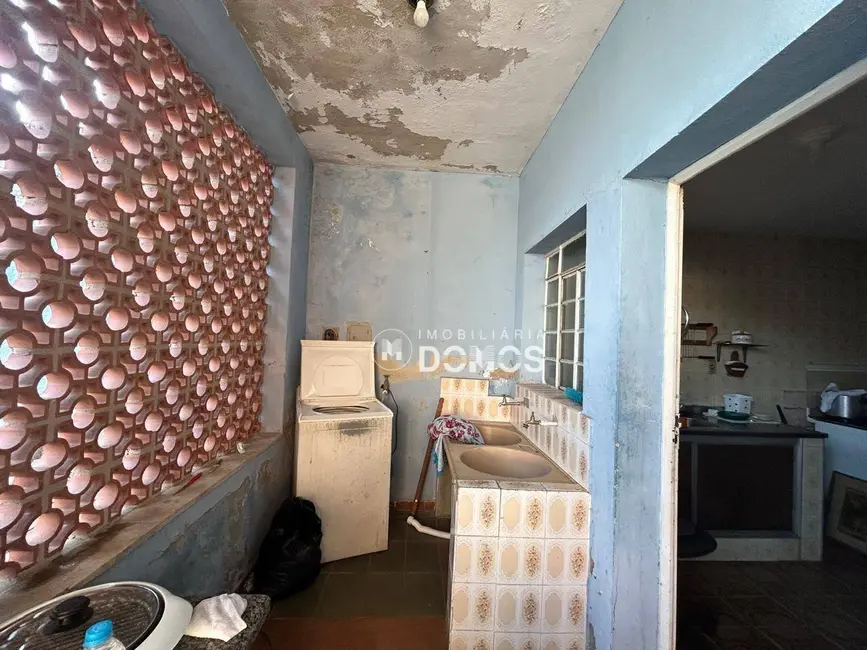 Foto 8 de Casa com 3 quartos à venda, 265m2 em Jardim Indepedência, Guaratingueta - SP