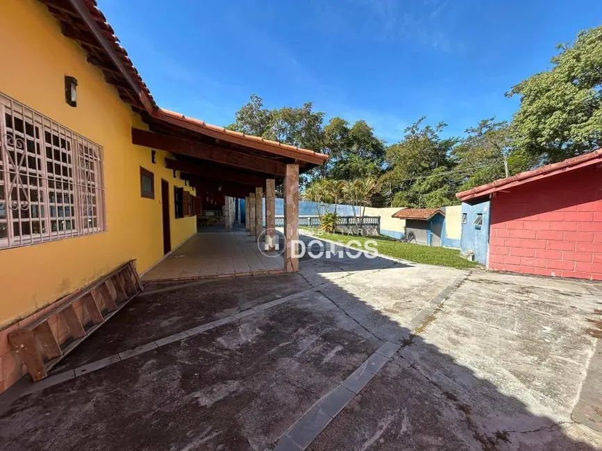 Foto 8 de Casa com 3 quartos à venda, 645m2 em Guaratingueta - SP