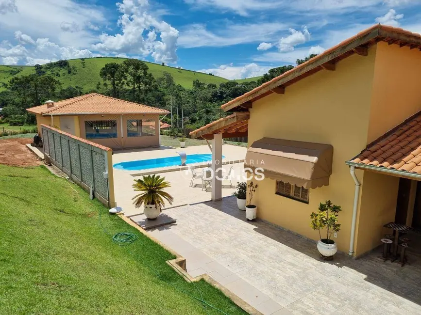Foto 1 de Sítio / Rancho com 3 quartos à venda, 3000m2 em Cunha - SP