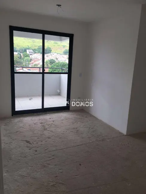 Foto 1 de Apartamento com 2 quartos à venda, 58m2 em Chácara Selles, Guaratingueta - SP