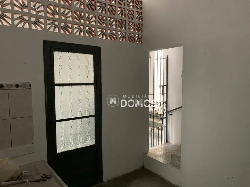 Casa com 3 quartos à venda, 175m2 em Aparecida - SP - imagem 3 Foto 3 de Casa com 3 quartos à venda, 175m2 em Aparecida - SP