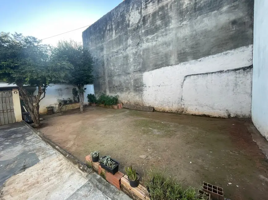 Foto 4 de Casa com 2 quartos à venda, 250m2 em Jardim do Vale, Guaratingueta - SP