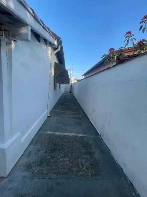 Foto 8 de Casa com 2 quartos à venda, 250m2 em Jardim do Vale, Guaratingueta - SP