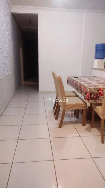 Casa com 3 quartos à venda, 125m2 em Aparecida - SP - imagem 5 Foto 5 de Casa com 3 quartos à venda, 125m2 em Aparecida - SP