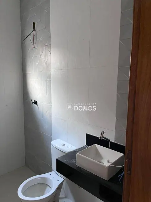 Foto 9 de Casa com 2 quartos à venda, 125m2 em Parque do Sol, Guaratingueta - SP