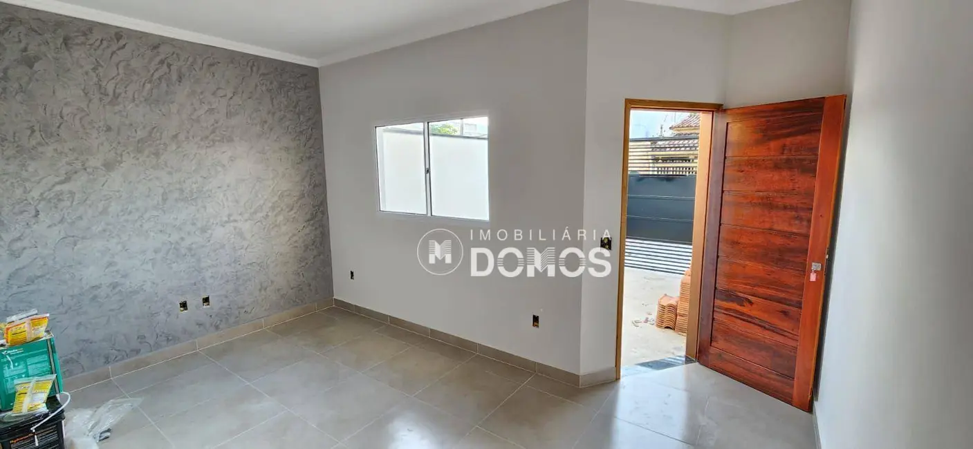 Foto 1 de Casa com 2 quartos à venda, 125m2 em Jardim do Vale, Guaratingueta - SP