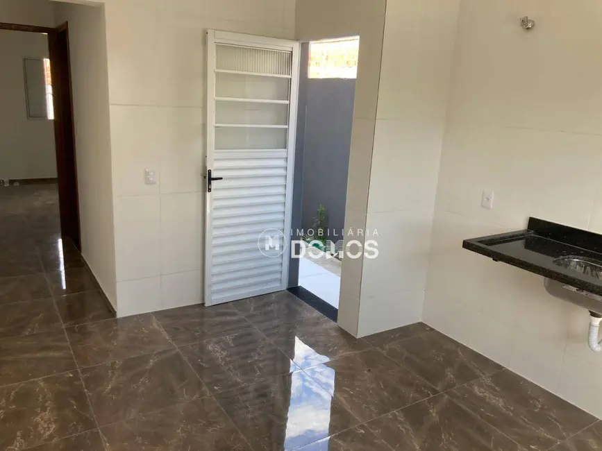 Foto 9 de Casa com 2 quartos à venda, 175m2 em Residencial Vila Rica, Lorena - SP