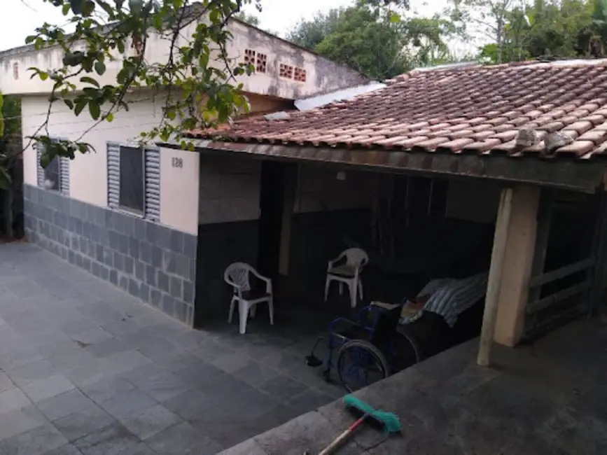 Foto 2 de Casa com 2 quartos à venda, 500m2 em Jardim Santa Luzia, Guaratingueta - SP