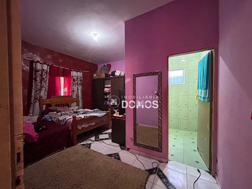 Foto 6 de Casa com 2 quartos à venda, 300m2 em Guaratingueta - SP