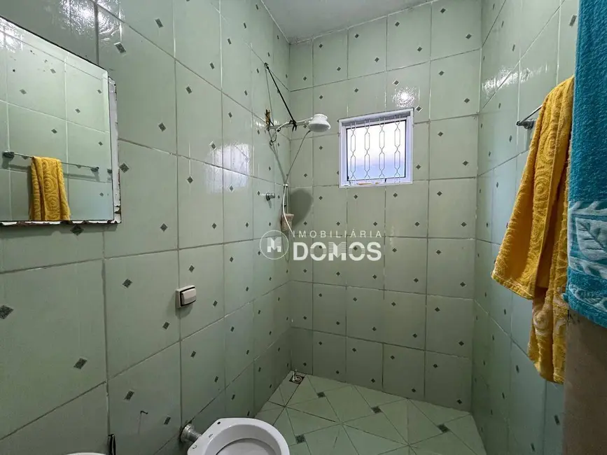 Foto 7 de Casa com 2 quartos à venda, 300m2 em Guaratingueta - SP