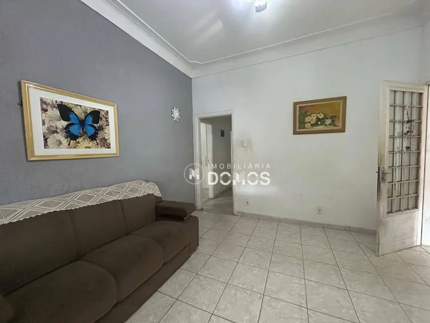Foto 4 de Casa com 3 quartos à venda, 300m2 em Vila Paraíba, Guaratingueta - SP