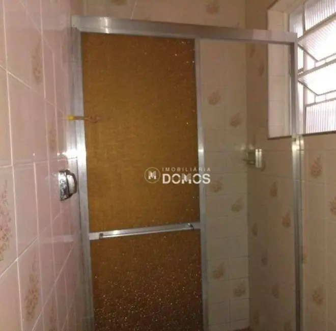 Casa com 3 quartos à venda, 250m2 em CECAP, Guaratingueta - SP - imagem 9 Foto 9 de Casa com 3 quartos à venda, 250m2 em CECAP, Guaratingueta - SP