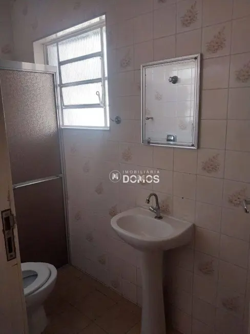 Casa com 3 quartos à venda, 250m2 em CECAP, Guaratingueta - SP - imagem 6 Foto 6 de Casa com 3 quartos à venda, 250m2 em CECAP, Guaratingueta - SP