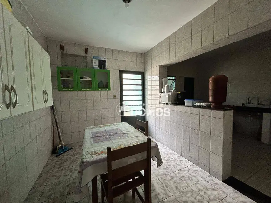 Casa com 2 quartos para alugar, 140m2 em Jardim Esperança, Guaratingueta - SP - imagem 8 Foto 8 de Casa com 2 quartos para alugar, 140m2 em Jardim Esperança, Guaratingueta - SP