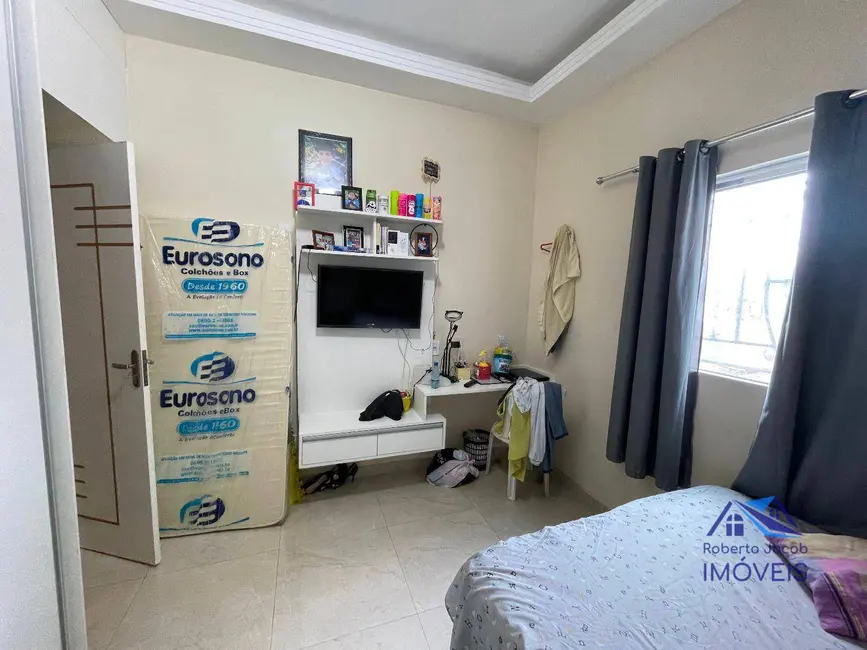 Casa com 2 quartos à venda, 100m2 em Colônia Santo Antônio, Manaus - AM - imagem 6 Foto 6 de Casa com 2 quartos à venda, 100m2 em Colônia Santo Antônio, Manaus - AM