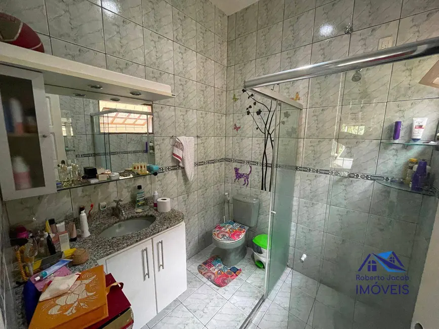 Casa com 3 quartos à venda, 550m2 em Planalto, Manaus - AM - imagem 9 Foto 9 de Casa com 3 quartos à venda, 550m2 em Planalto, Manaus - AM