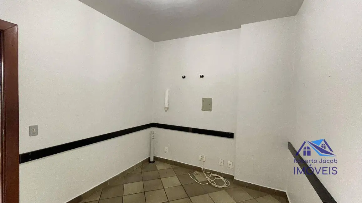 Sala Comercial à venda e para alugar, 38m2 em Nossa Senhora das Graças, Manaus - AM - imagem 6 Foto 6 de Sala Comercial à venda e para alugar, 38m2 em Nossa Senhora das Graças, Manaus - AM