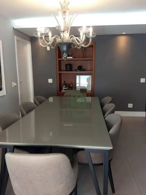 Foto 2 de Apartamento com 3 quartos à venda, 167m2 em Sao Jose Dos Campos - SP
