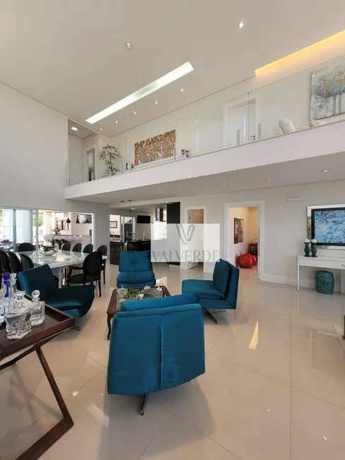 Casa de Condomínio com 4 quartos para alugar, 700m2 em Sao Jose Dos Campos - SP - imagem 6 Foto 6 de Casa de Condomínio com 4 quartos para alugar, 700m2 em Sao Jose Dos Campos - SP