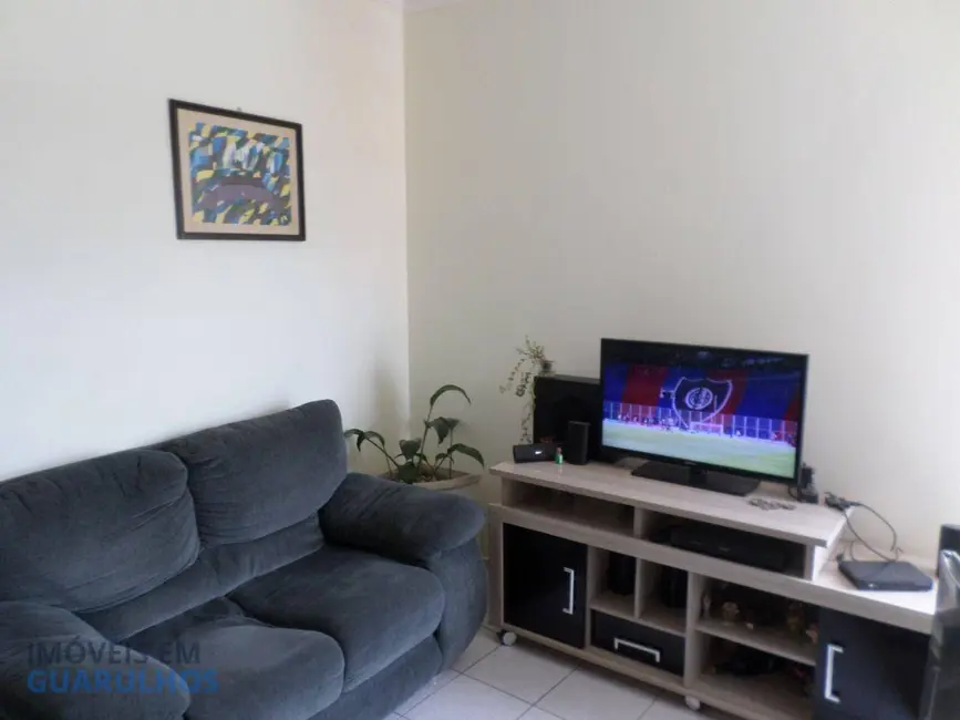 Casa com 3 quartos à venda, 149m2 em Jardim Santa Mena, Guarulhos - SP - imagem 3 Foto 3 de Casa com 3 quartos à venda, 149m2 em Jardim Santa Mena, Guarulhos - SP