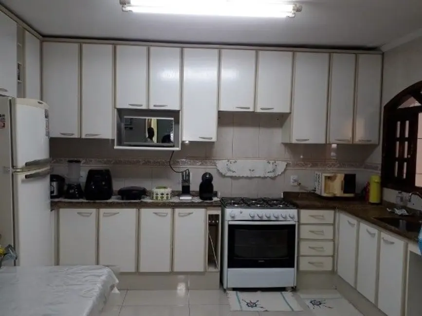 Foto 4 de Casa com 3 quartos à venda, 250m2 em Vila Rio de Janeiro, Guarulhos - SP