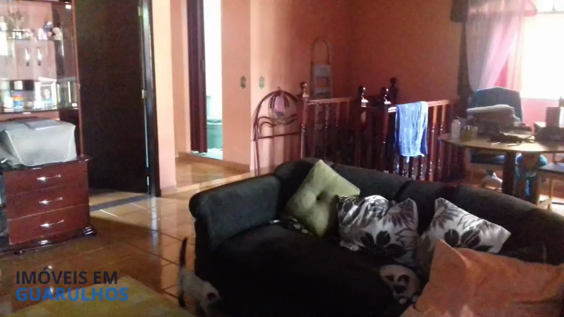 Casa com 4 quartos à venda, 155m2 em Parque Continental II, Guarulhos - SP - imagem 5 Foto 5 de Casa com 4 quartos à venda, 155m2 em Parque Continental II, Guarulhos - SP