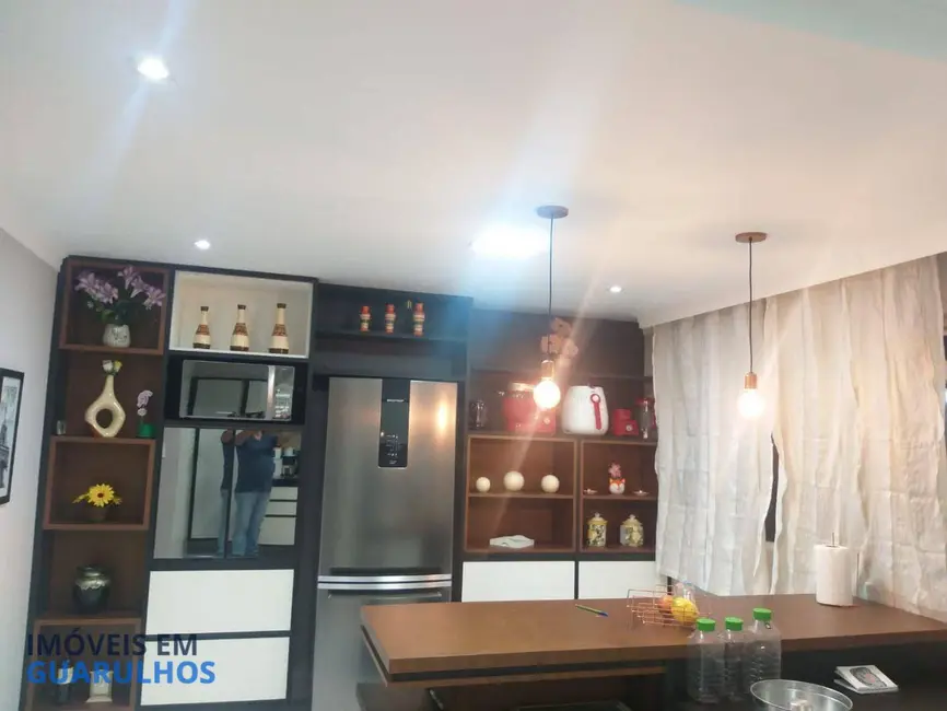 Foto 9 de Casa com 3 quartos à venda, 315m2 em Vila Galvão, Guarulhos - SP