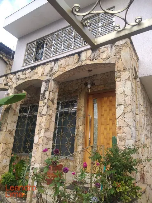 Foto 2 de Casa com 3 quartos à venda, 315m2 em Vila Galvão, Guarulhos - SP