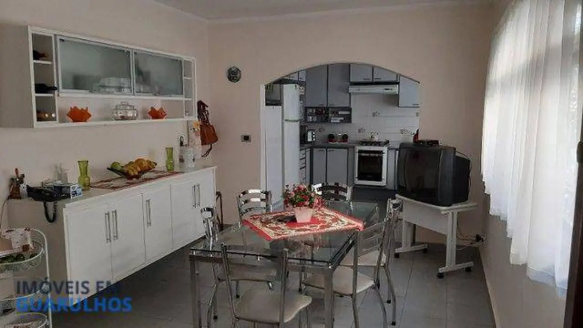Foto 6 de Casa com 3 quartos à venda, 300m2 em Vila Galvão, Guarulhos - SP