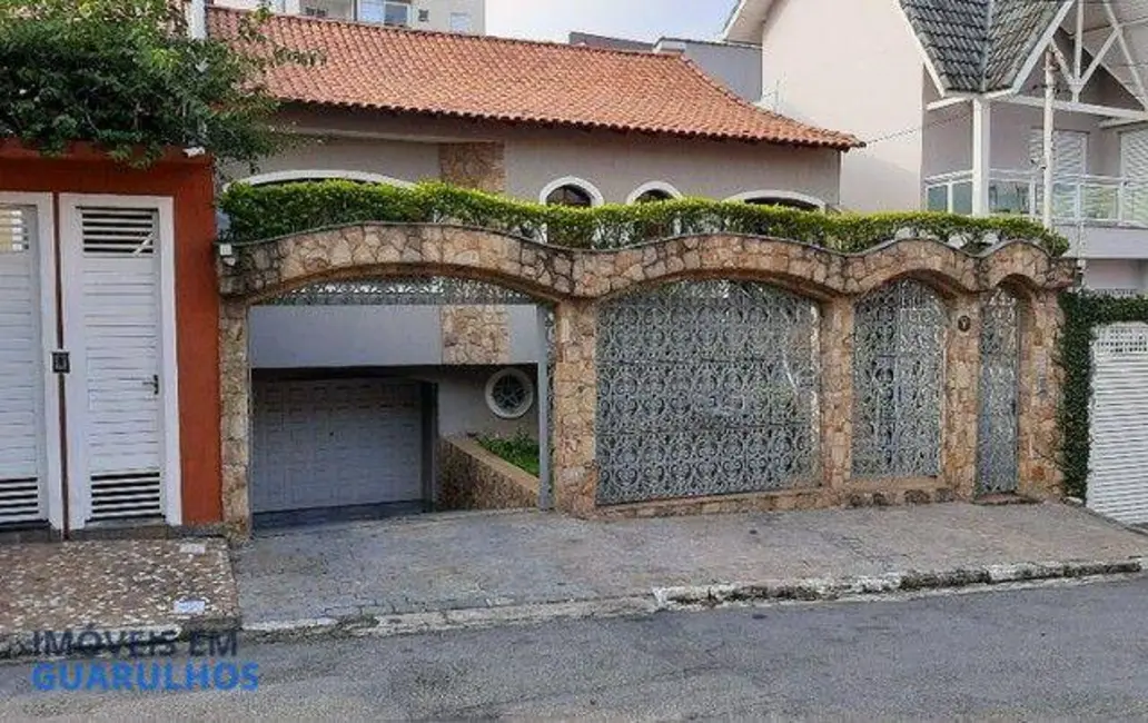 Foto 1 de Casa com 3 quartos à venda, 300m2 em Vila Galvão, Guarulhos - SP